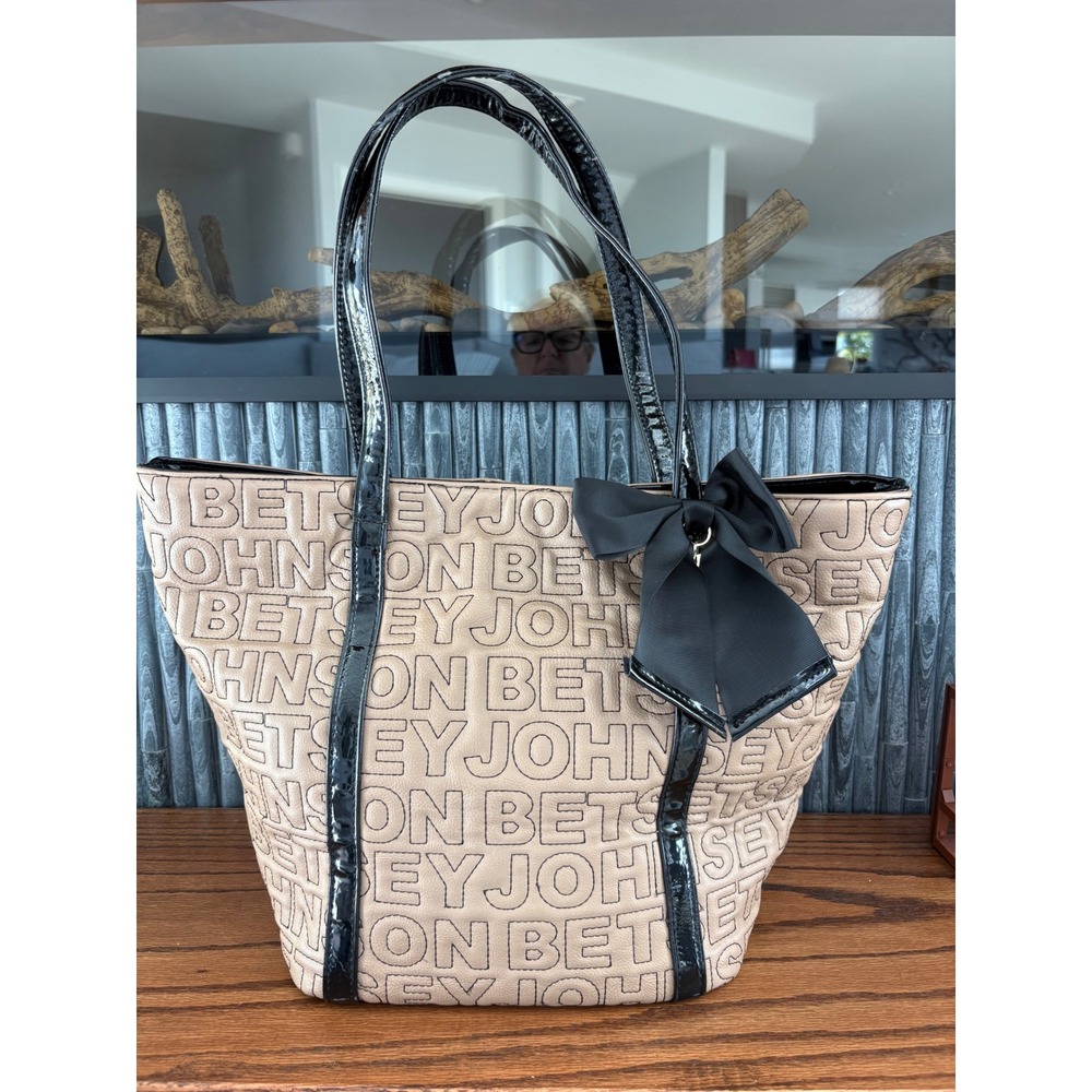 Betsey Johnson Logo Embossed Tote Bag Tan Black Patent Trim Bow Accent